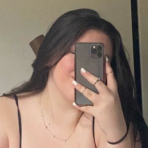 Meet your Posher, Ellie